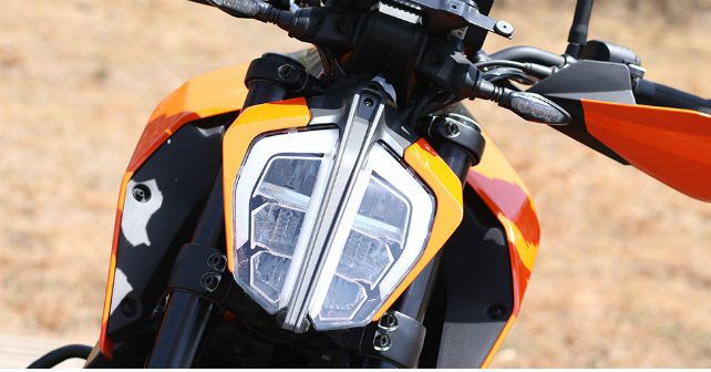 2017 KTM 390 Duke Headlamp