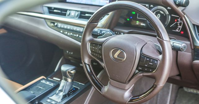 2019 Lexus ES 300h Interior