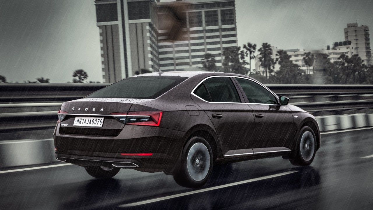 2020 Skoda Superb Facelift In Action Rear