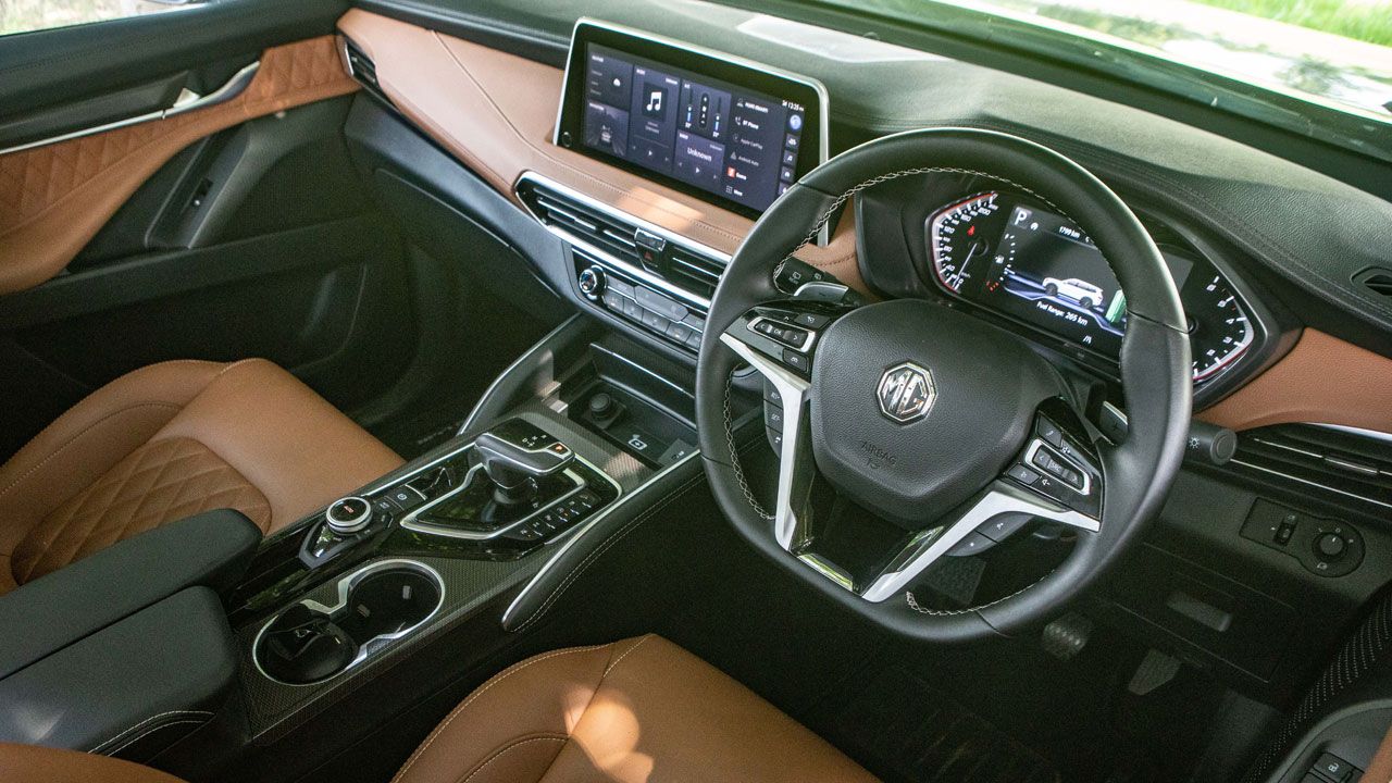 mg gloster interior