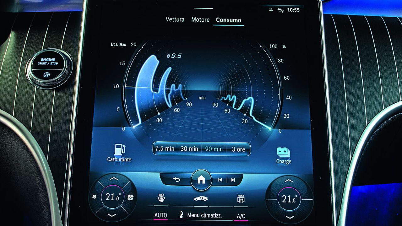 2022 Mercedes Benz C Class Infotainment Screen 1