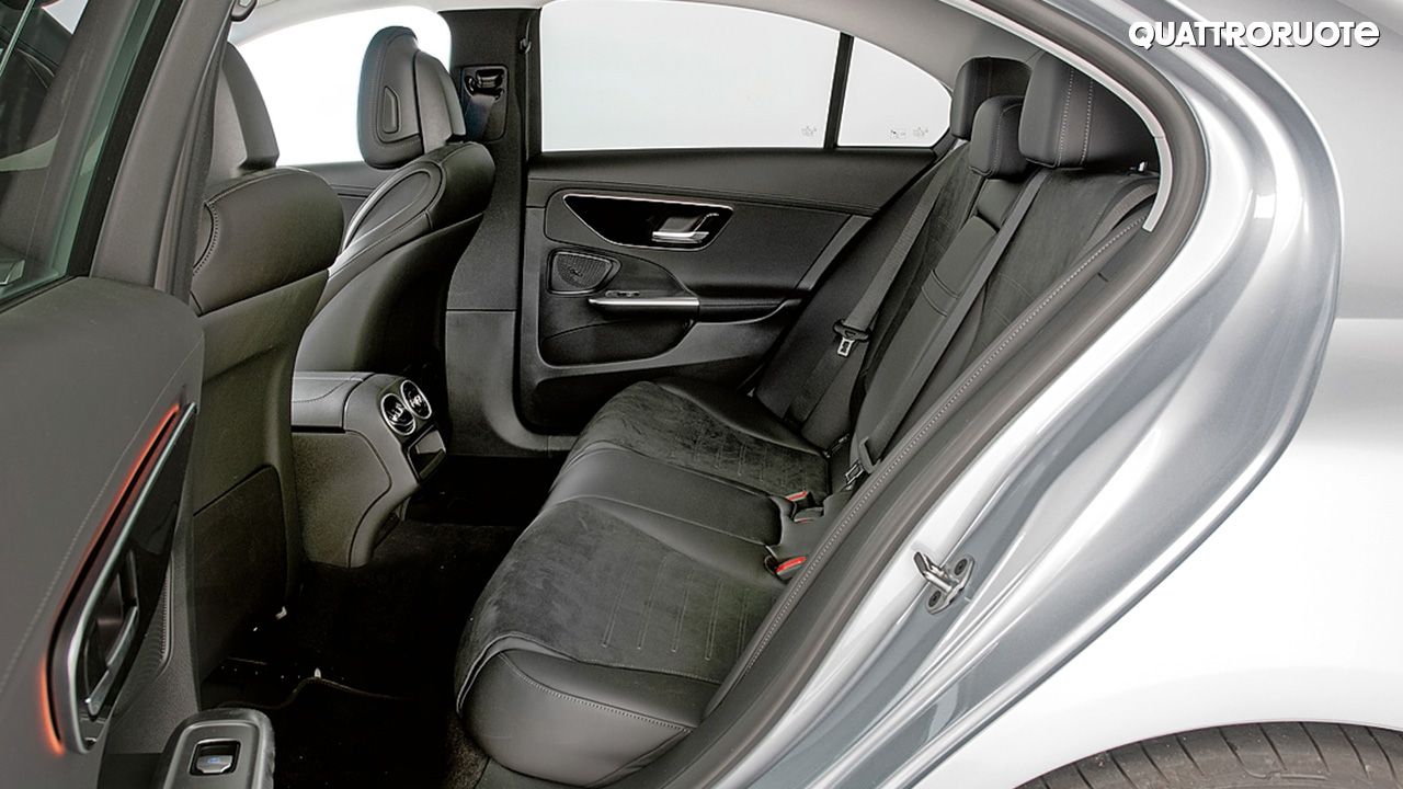 2022 Mercedes Benz C Class Rear Seat Side View1