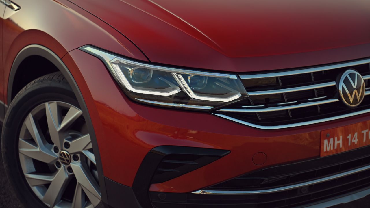 Volkswagen Tiguan Facelift Adaptive Headlamp Details