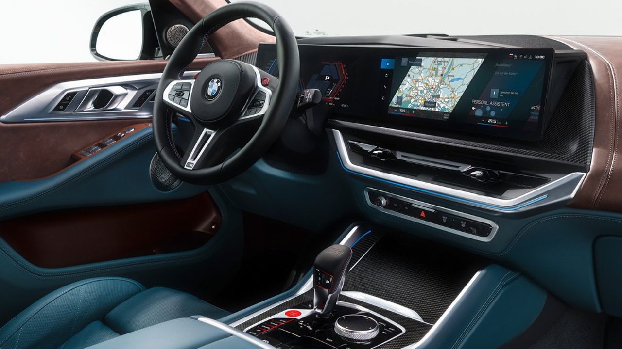 BMW XM 2023 Interior 56