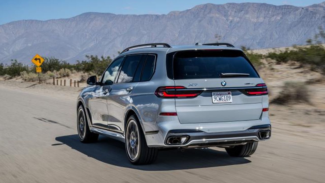 BMW X7 Facelift Rear