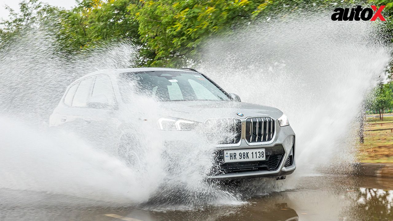 2023 BMW X1 Handling