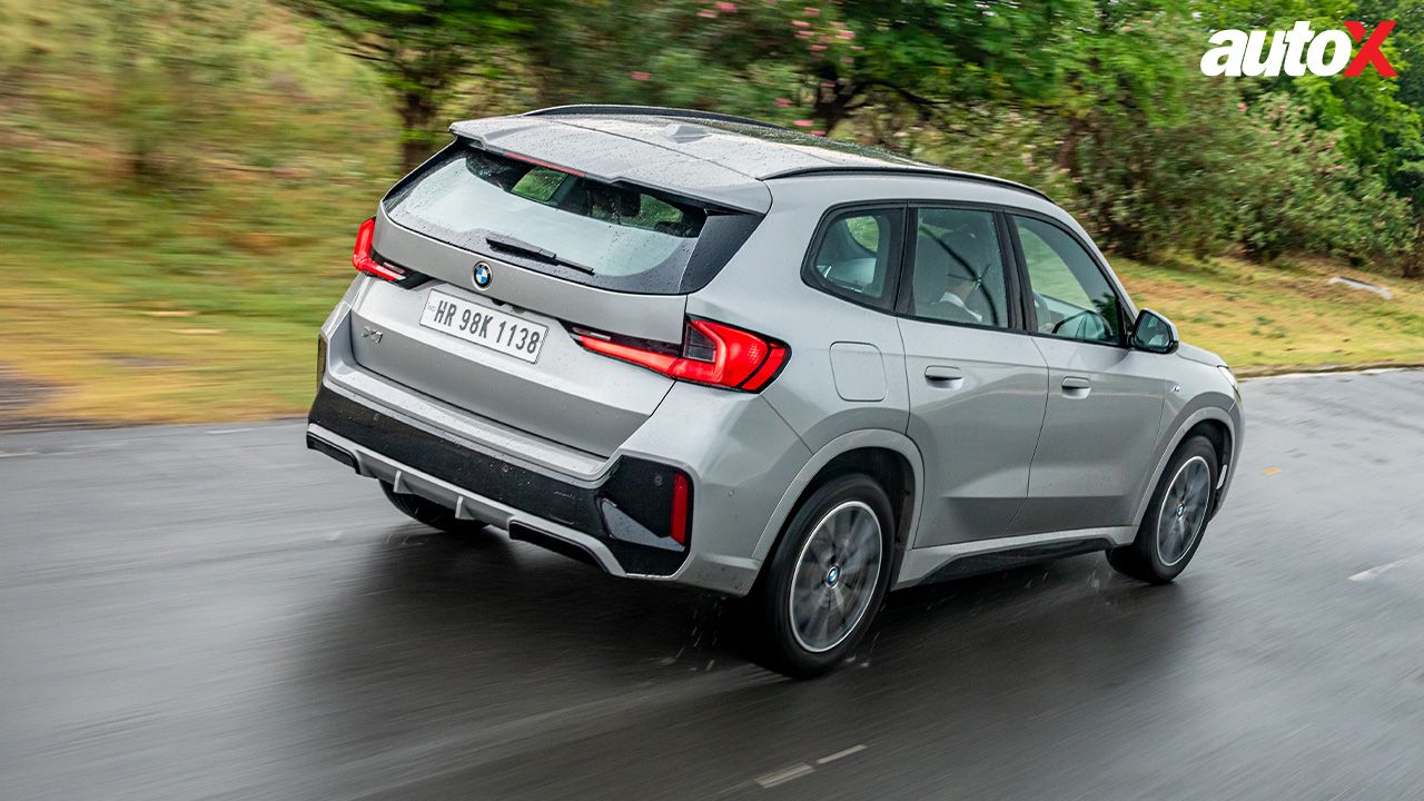 2023 BMW X1 Side Angle