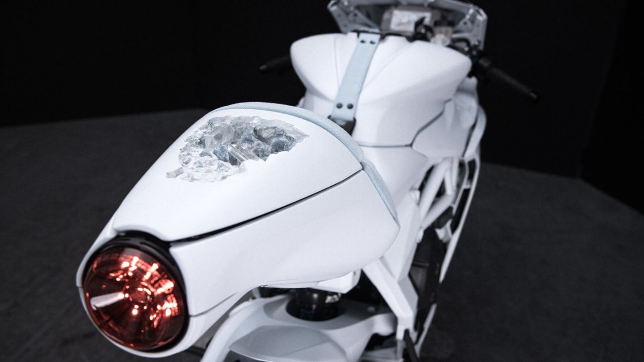 MV Agusta Superveloce Arsham Rear