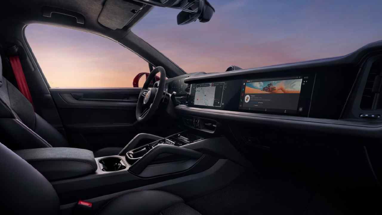 2025 Porsche Cayenne GTS Interior