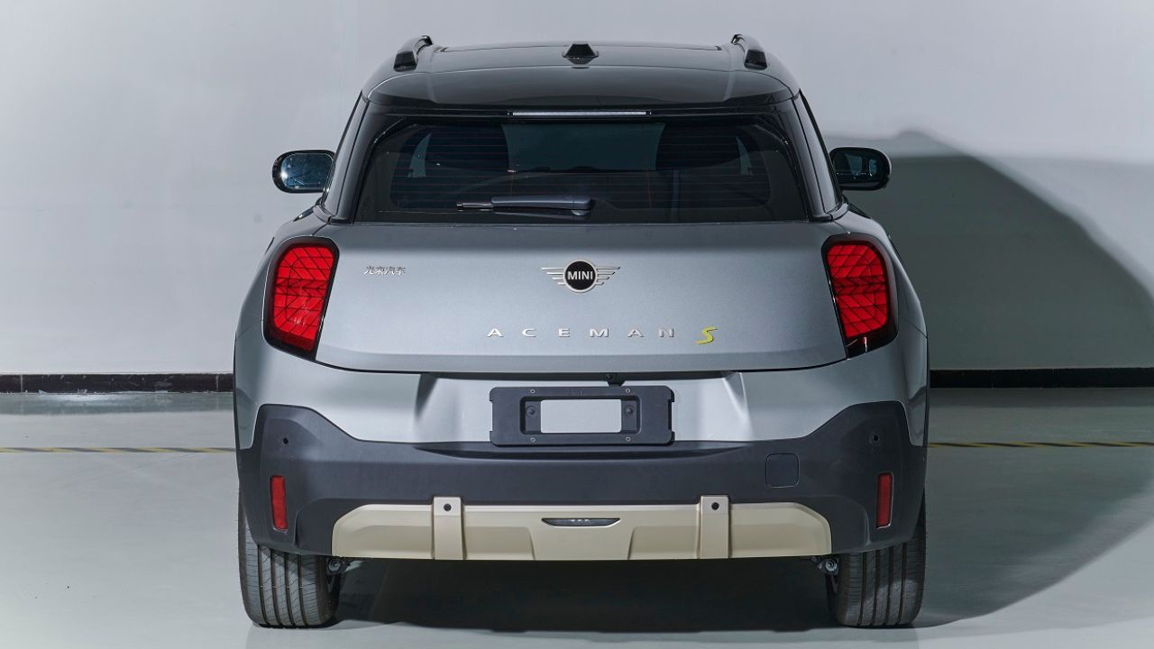 Mini Aceman EV Rear