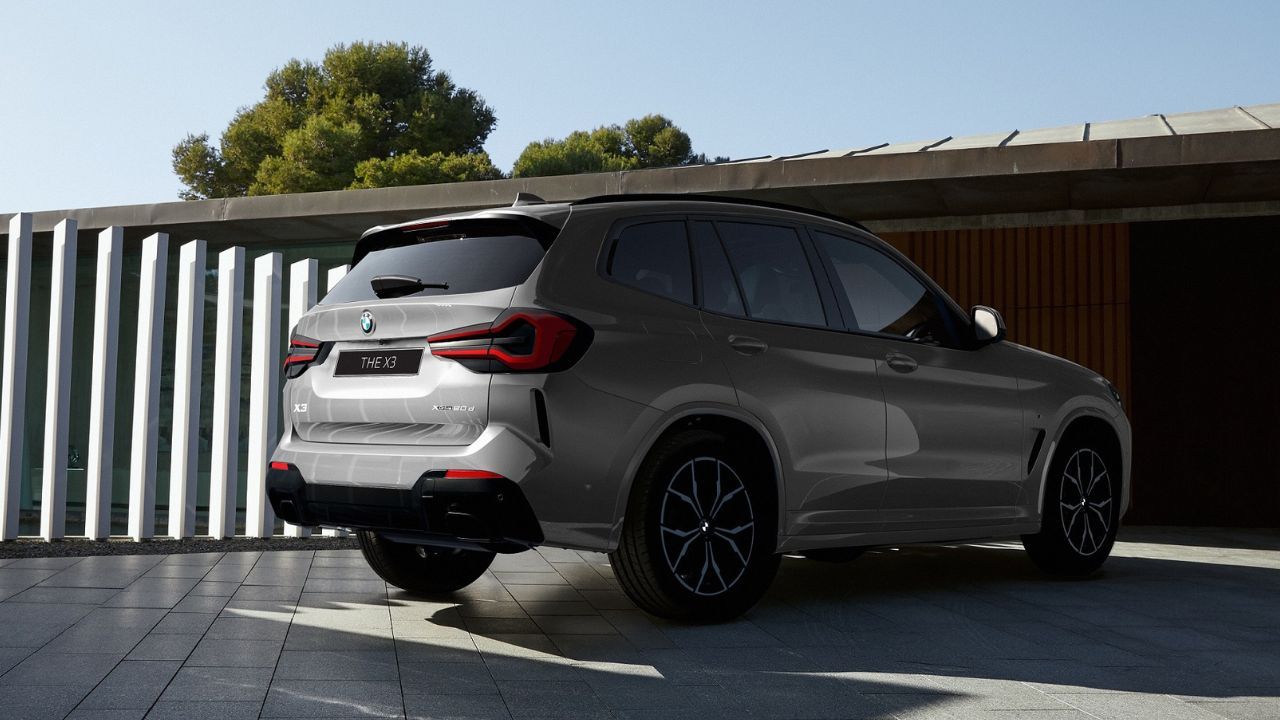 BMW X3 XDrive20d M Sport Shadow Edition Rear Quarter