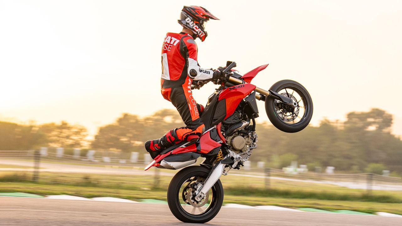 Ducati Hypermotard 698 Mono 1 