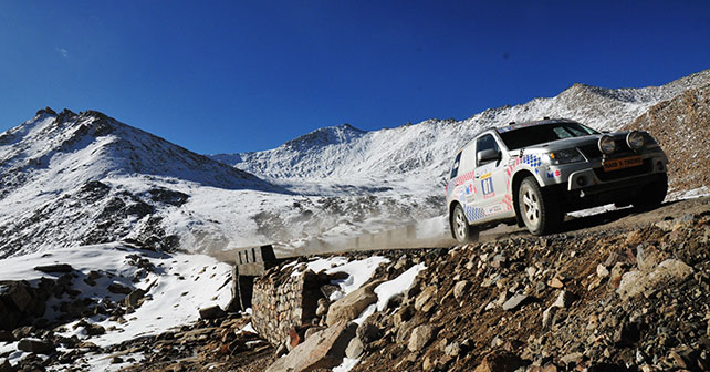 Suresh Rana and Helmut Frauwallner win the 2013 Raid de Himalaya