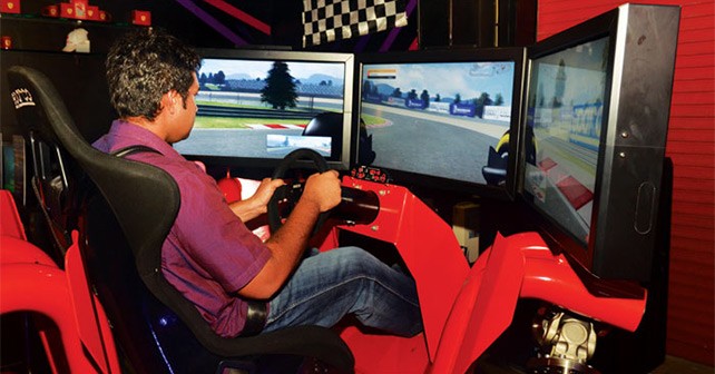 The Exclusive F1 Simulator Is Awesome!