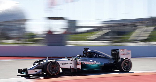 F1 Russian GP: Hamilton takes easy win as Mercedes win first constructors crown