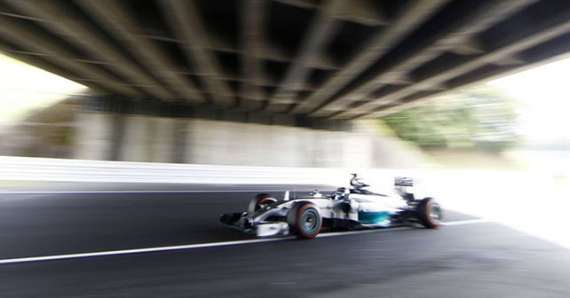 F1 Japanese Grand Prix: Rosberg beats Hamilton to Suzuka pole