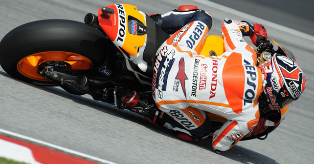 MotoGP Malaysia: Marquez beats Rossi in two way fight for victory