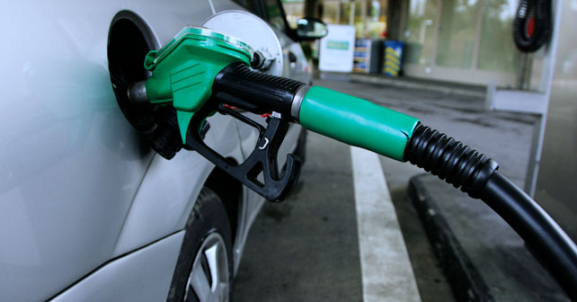 Petrol and Diesel prices might go down by Rs. 1.50 this week