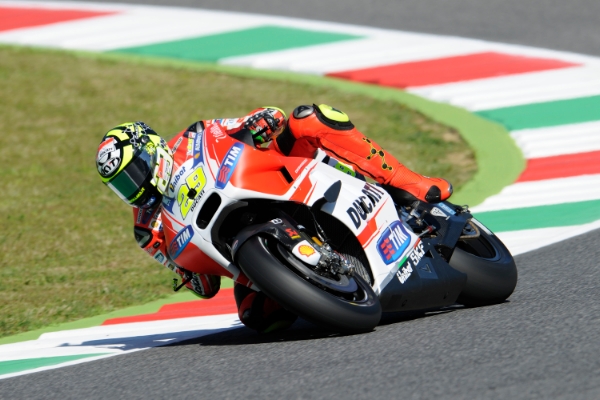 MotoGP Mugello: Iannone scores Ducati's second pole of 2015