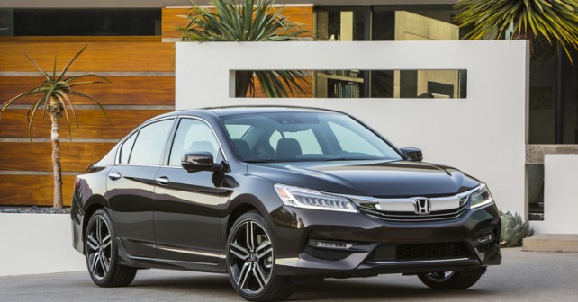 Honda introduces 2016 Accord