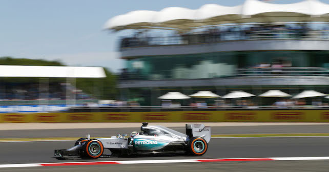 F1 British Grand Prix:Hamilton claims home pole