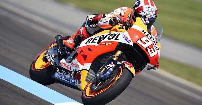 MotoGP USA: Marquez wins after battle with Lorenzo