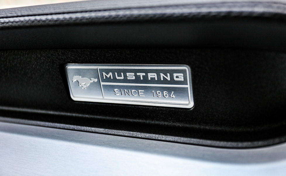 Ford Mustang Emblem