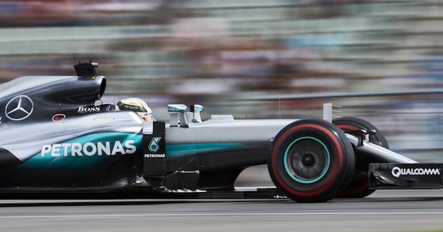F1 2016: Hamilton blitzes German Grand Prix, takes command in title race