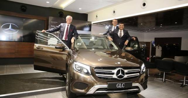 Mercedes-Benz unveils the largest 3S luxury car dealership