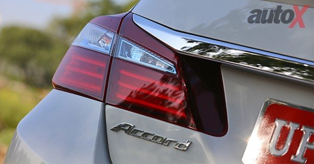 2017 accord hybrid driving impression