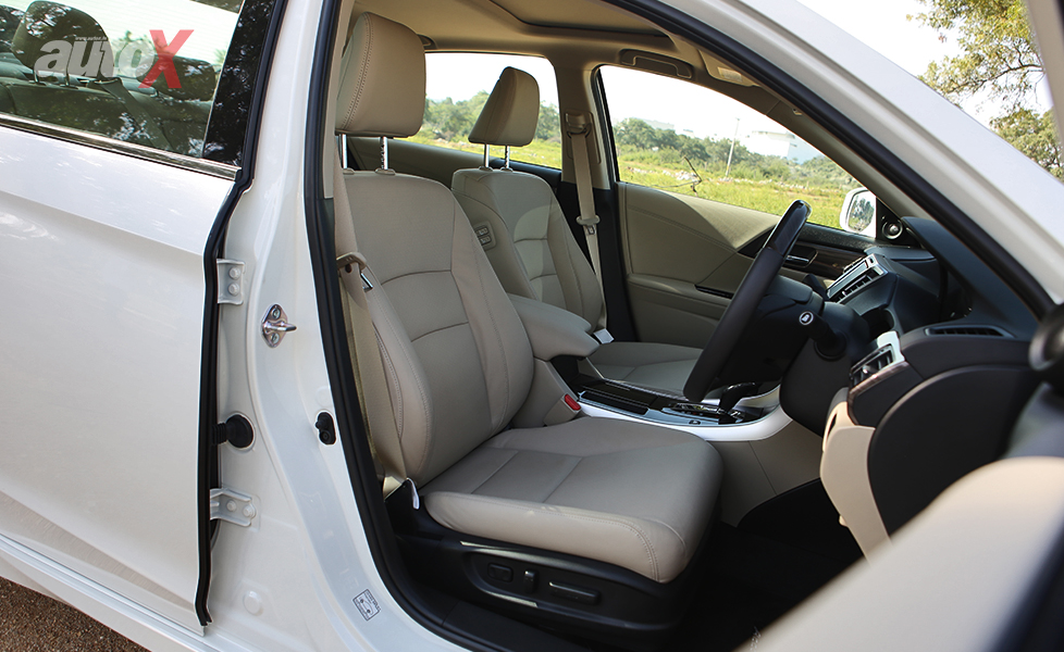 Honda Accord image Hybrid Front Seat
