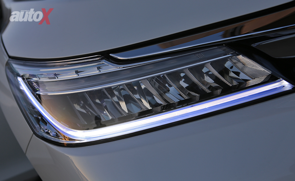 Honda Accord image Hybrid Headlamp 
