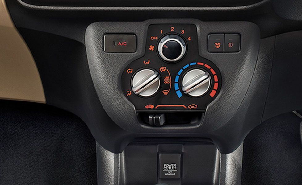 Honda Mobilio Interior Pictures navigation or infotainment mid closeup 112