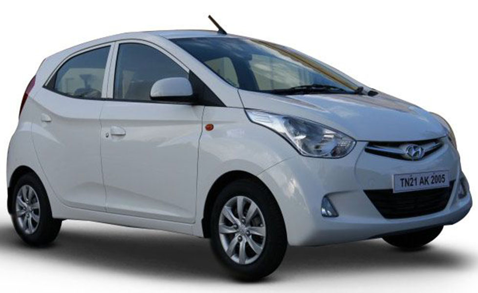 Hyundai Eon Exterior Pictures front right view 120
