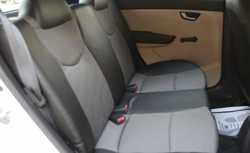 Hyundai Eon Interior Pictures rear seats 052