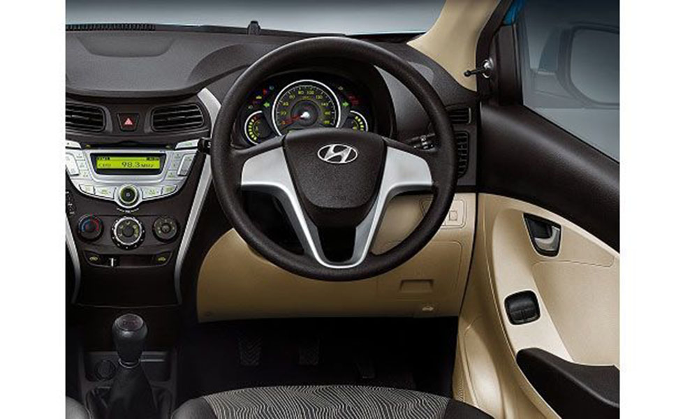 Hyundai Eon Interior Pictures steering wheel 054