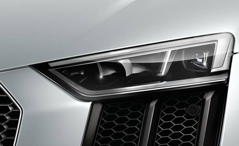 Audi R8 image  headlight 043