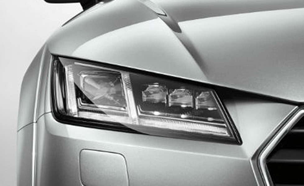 Audi TT Exterior photo headlight 043