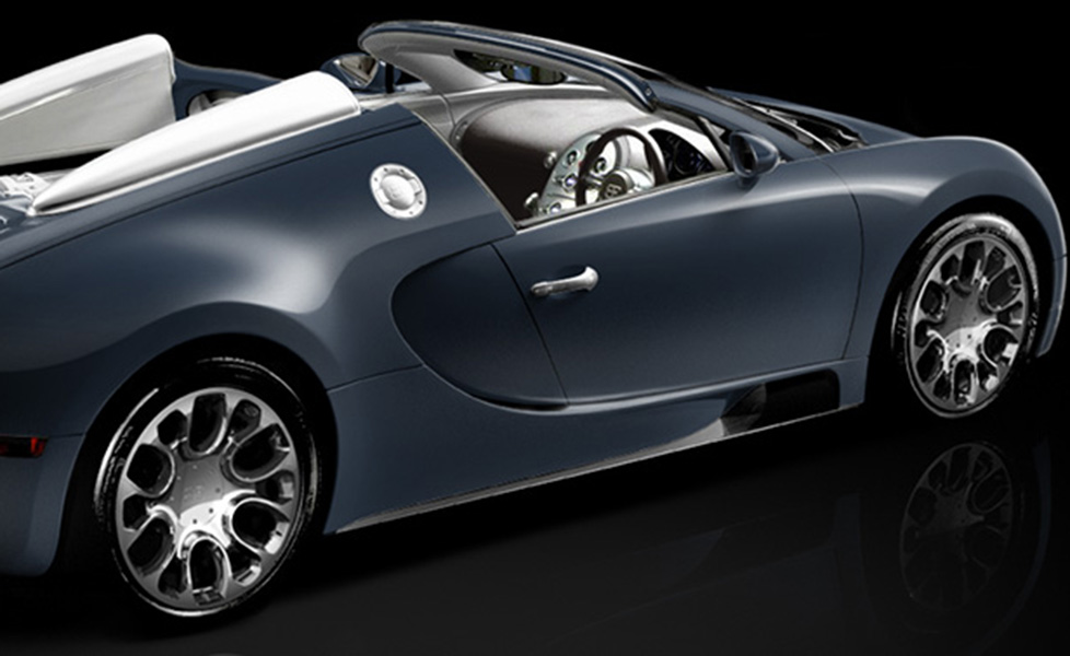 Bugatti Veyron exterior photo rear right side 048