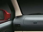 Chevrolet Tavera Interior photo passenger view 056