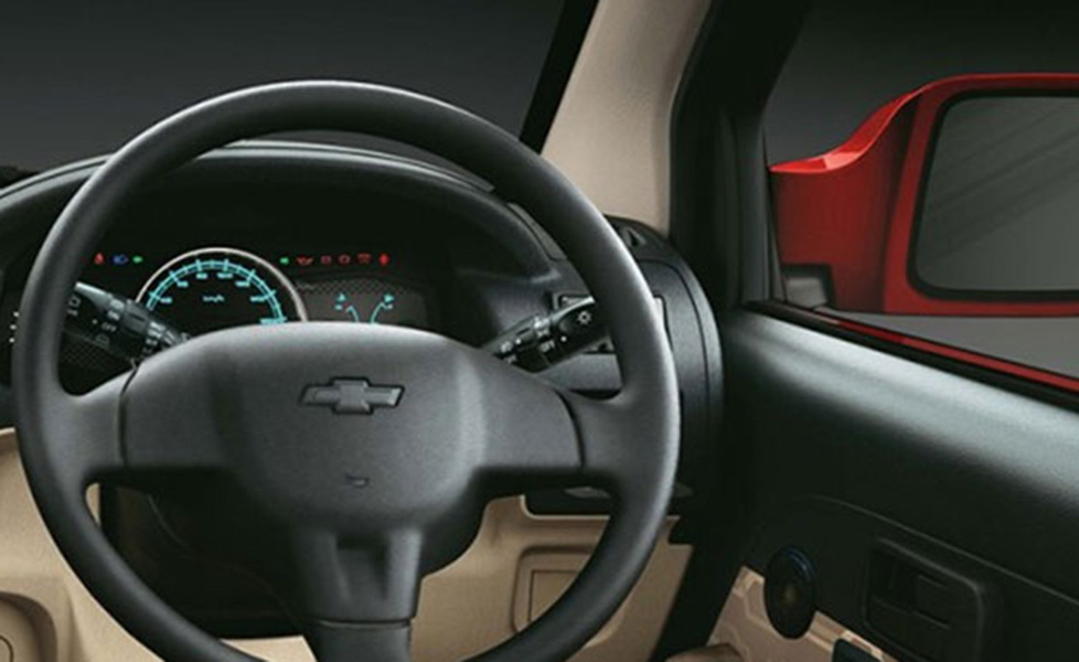 Chevrolet Tavera Interior photo steering wheel 054