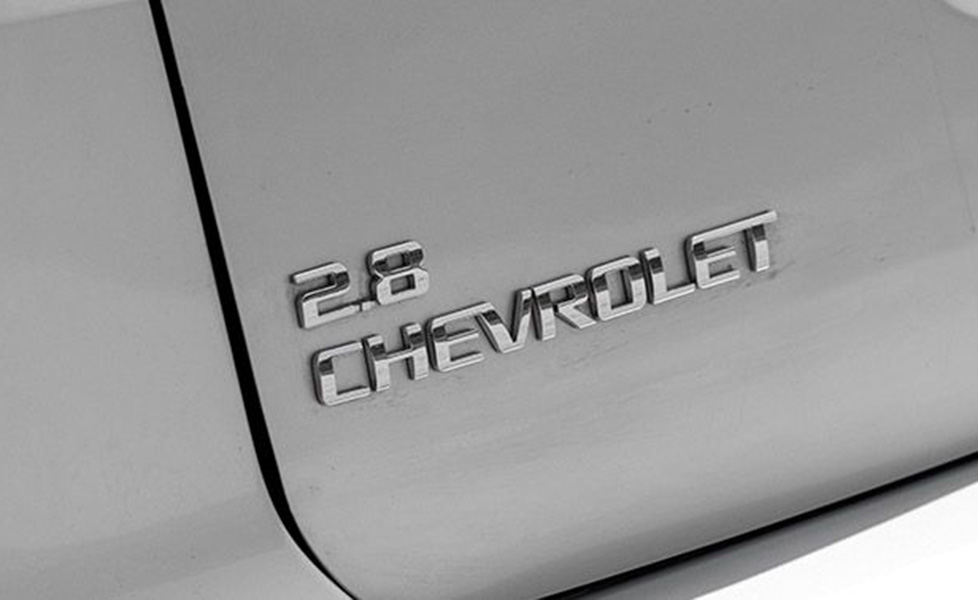 Chevrolet Trailblazer Exterior photo model and badging 100