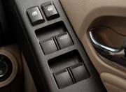 Chevrolet Trailblazer Interior photo door controls 040