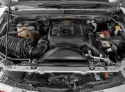 Chevrolet Trailblazer Interior photo engine 050