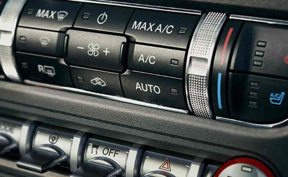 Ford Mustang image ac controls 151