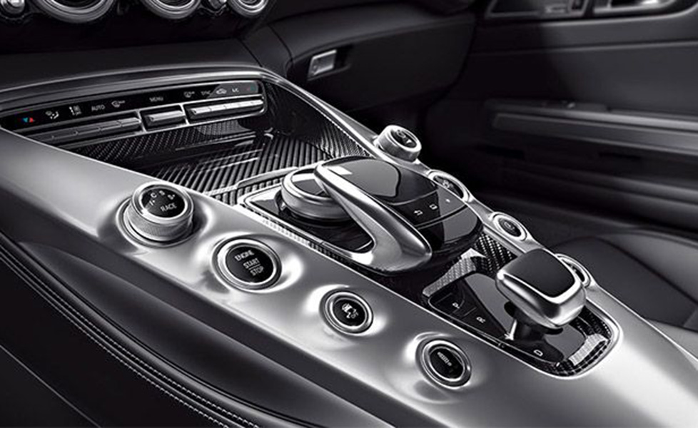 Mercedes Benz AMG GT interior photo gear shifter 087