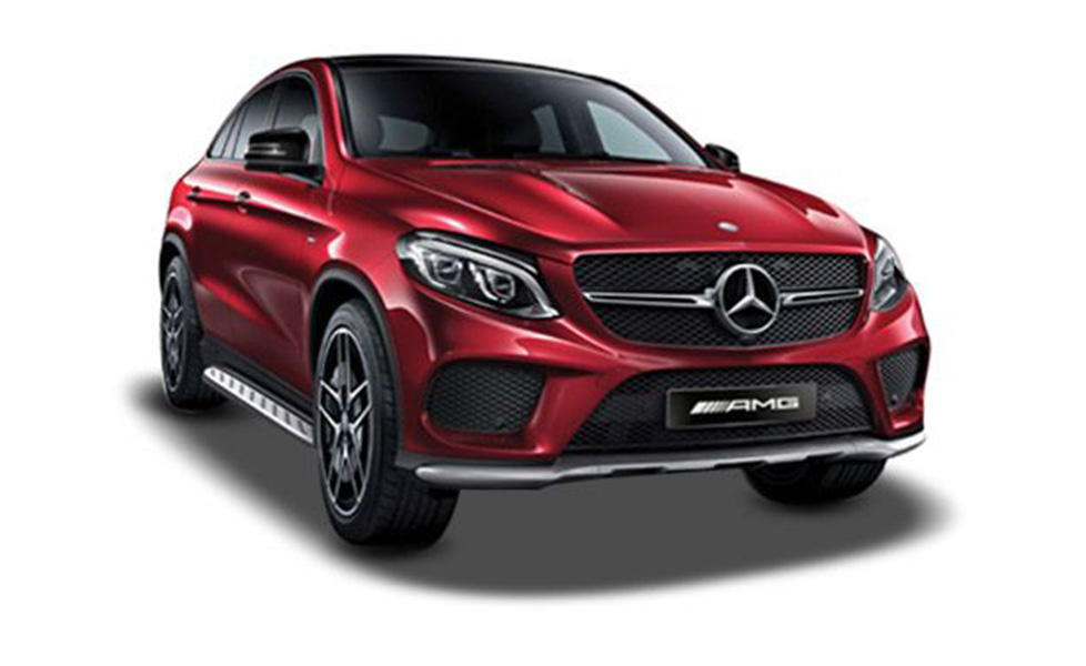 Mercedes Benz GLE Coupe image front right view 120