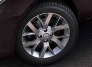 Nissan Sunny exterior photo wheel 042