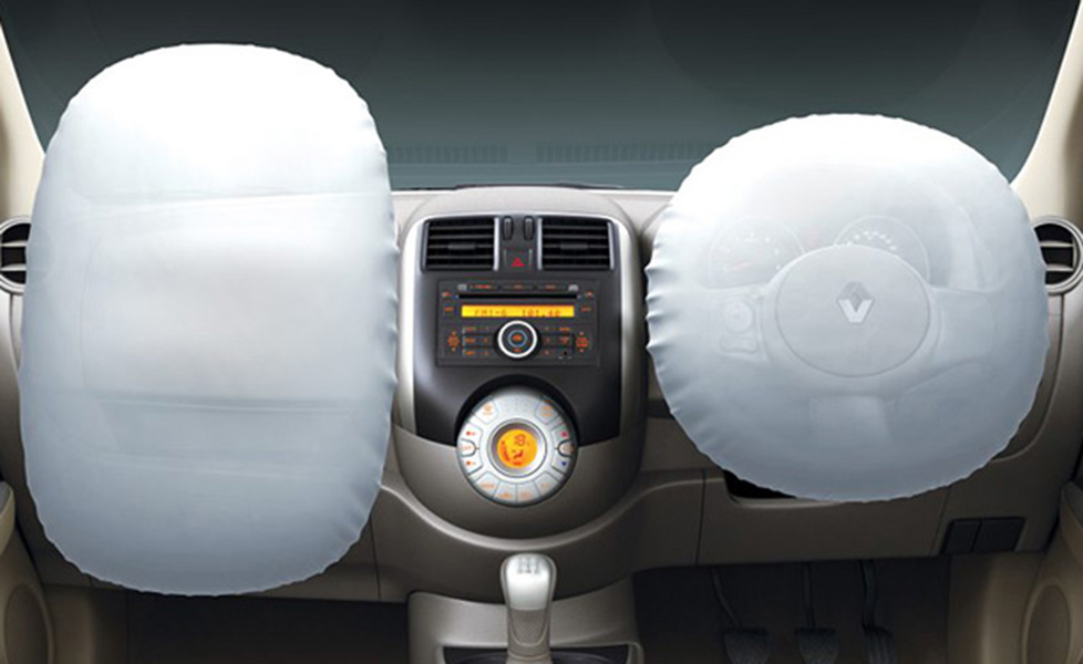 Renault Scala Interior Photo airbags 094