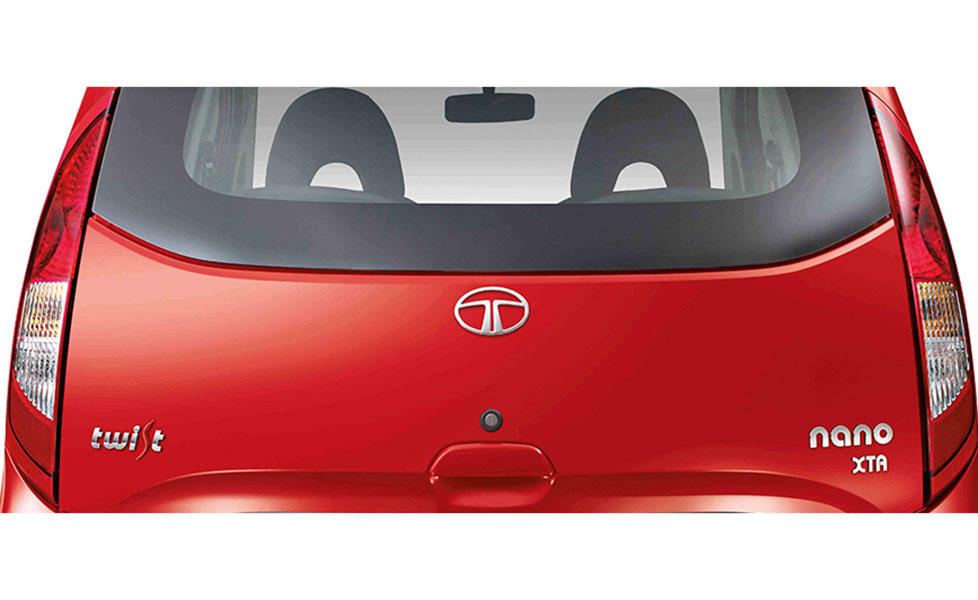 Tata Nano GenX image taillight 044